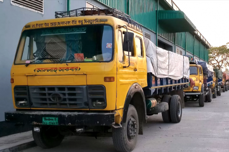 নবীগঞ্জে ট্রাক চাপায় হেলপার নিহত 